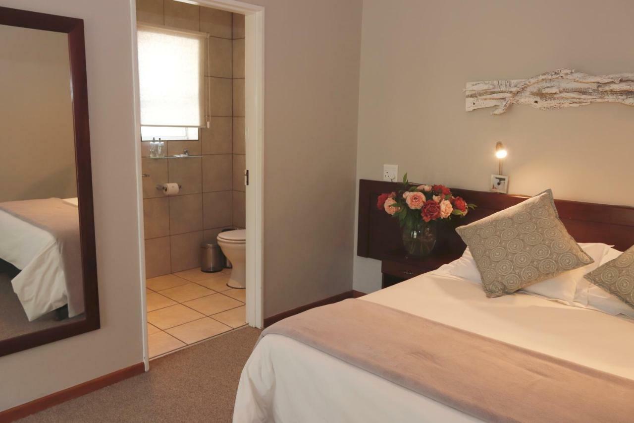 The Village Guesthouse Ceres Buitenkant foto